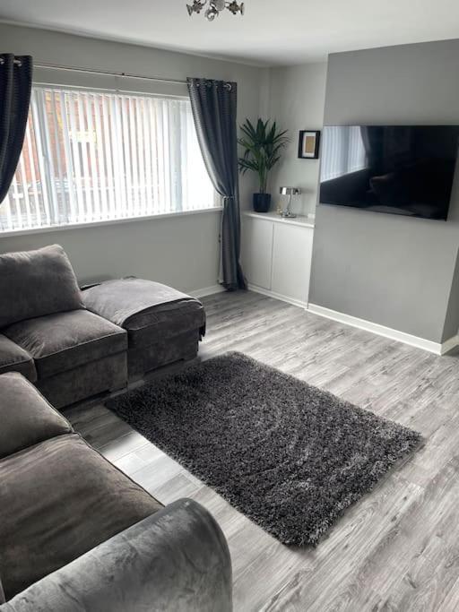 Fantastic Full 3 Bedroom Modern Apartment Belfast Eksteriør billede