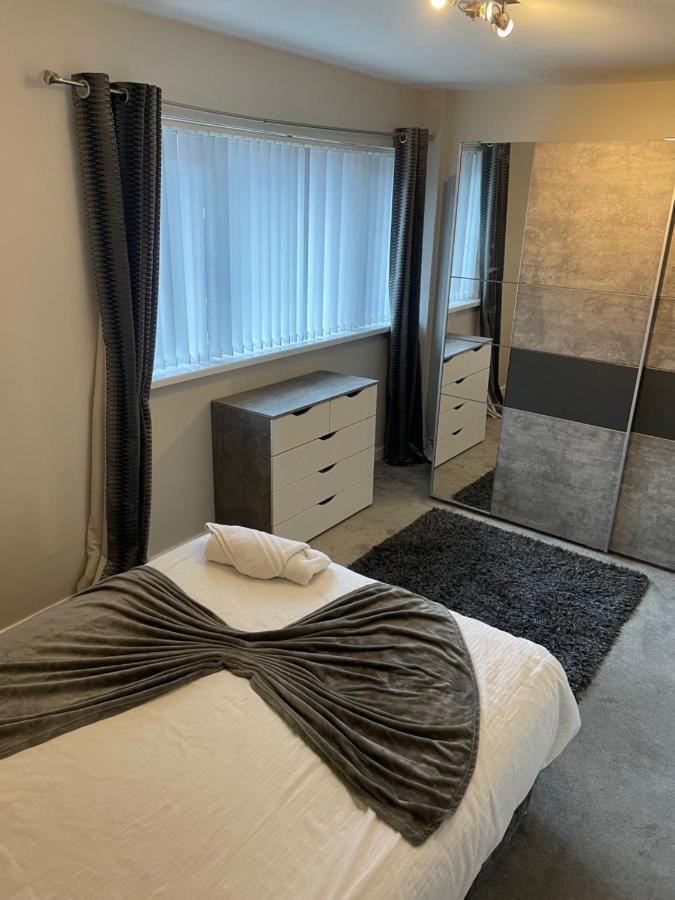 Fantastic Full 3 Bedroom Modern Apartment Belfast Eksteriør billede